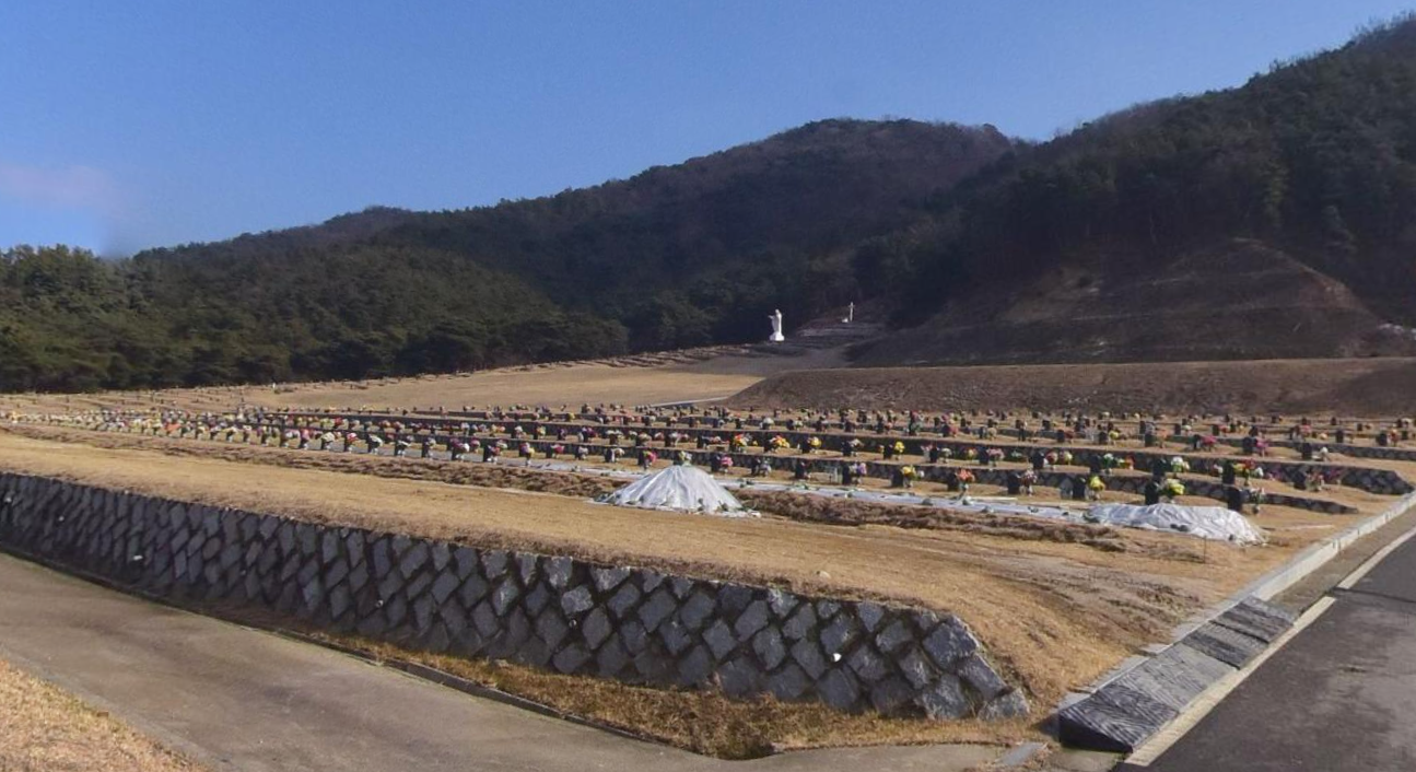 E하늘 보건복지부 장사정보서비스 포털 제공 이미지 - 천주교가덕공원묘지